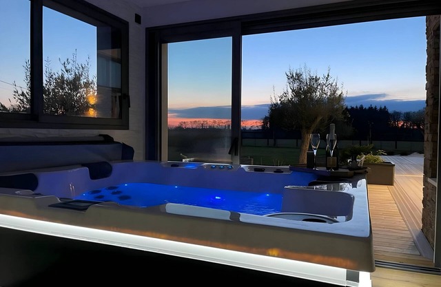 Le Yucca Spa - Jacuzzi - 8p - Rêve au Mans