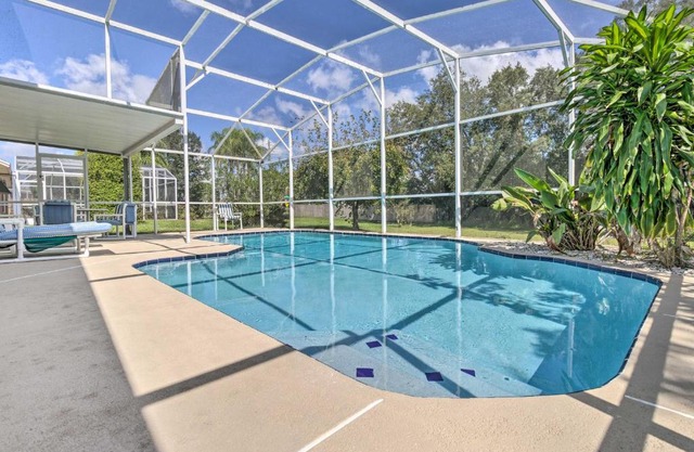 Less Than 5 Mi to Disney Parks Spacious Home with Lanai