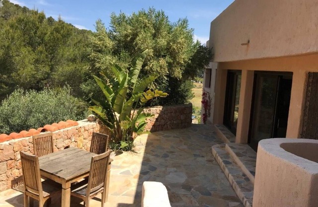 Life in Ibiza in the idyllic north of the island
