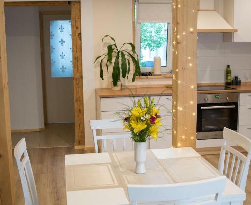 LiisuPesa Apartment with Sauna and Garden