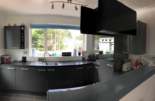 Limegrove Comfortable Three Bedroom House
