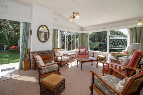 Little Glen Kenton-On-Sea Entire House