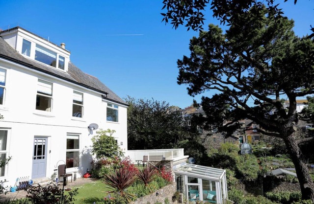 Little Oasis with Sea Views