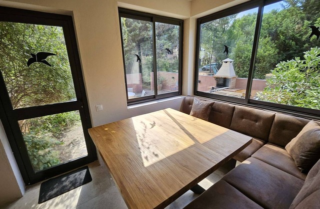 Lodging in a pine park with swimming pool-Canigou