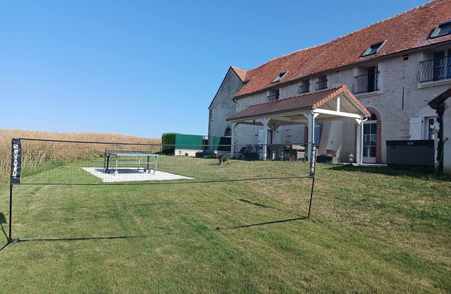 Lodging in the countryside with secure parking