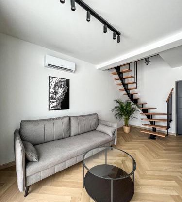 Loft Apartments - murowany 8