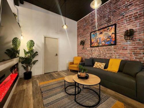 Loft Style Industriel-Centre-ville+Parking Gratuit