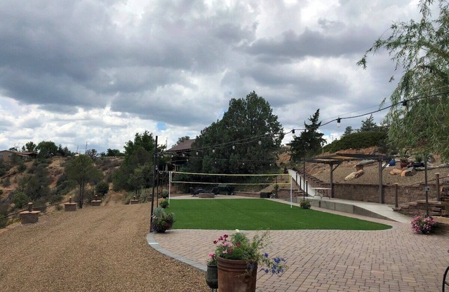 Log Cabin at Lynx Farm - Prescott Cabin Rentals