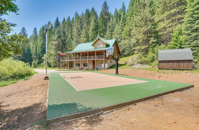 Log Home on 60 Private Acres By Mt Shasta Ski Park