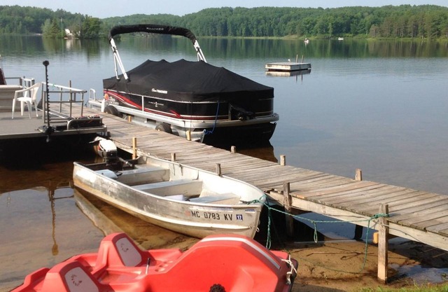 LOON LOOKOUT BEDROOMS: 2