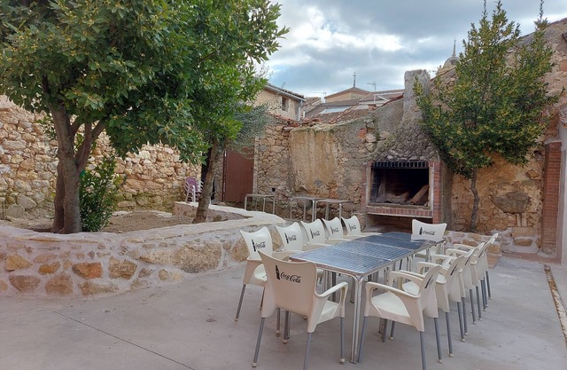 Los Laureles. VUT-40/553 House ideal for families with babies, children and pets.