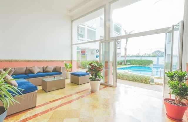 Lovely 2 Bedroom Vacation Home With Pool/beach
