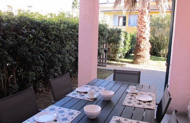 Lovely apartment in villa with WIFI, TV, terrace, pets allowed and parking, close to La Spezia