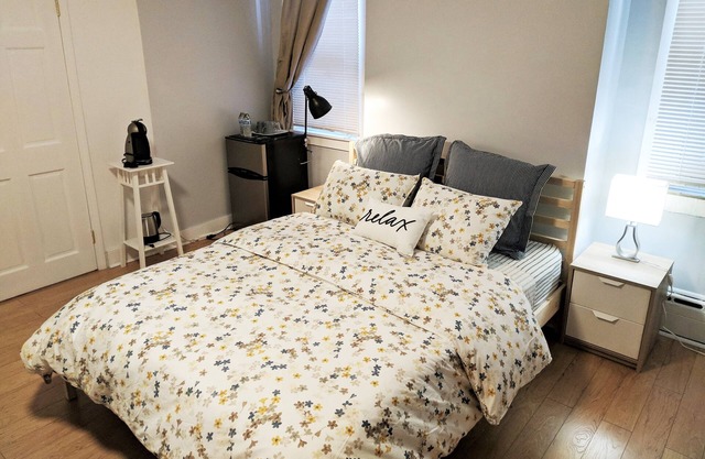 Lovely, cozy Murray guest suite in Squirrel Hill