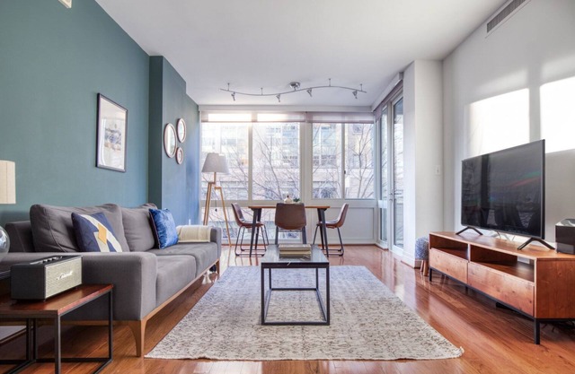 Lovely Foggy Bottom 1BR w/Gym, Rooftop + Doorman by Blueground