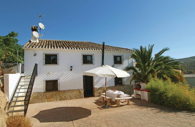 Lovely home in Sileras-Almedinilla