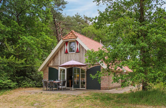 Lovely home in Steenwijk - De Bult