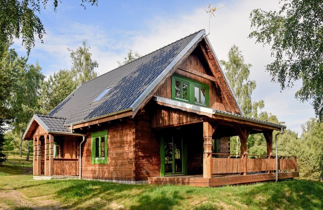 Lovely home in Czaplinek with lake view