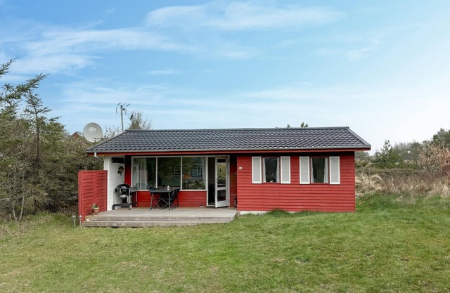 Lovely home in Fjerritslev with WiFi
