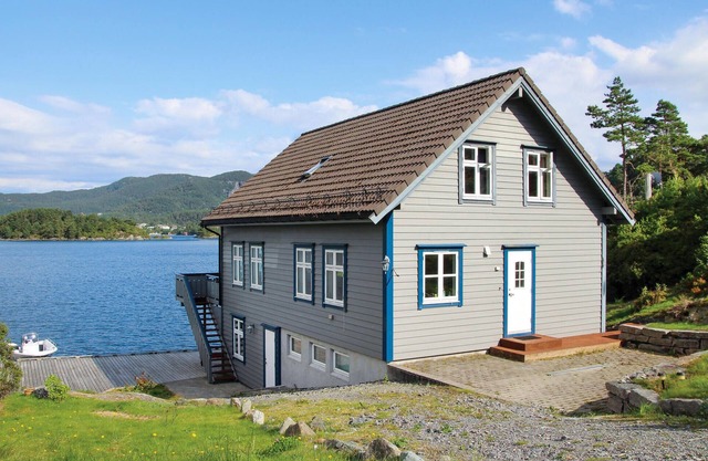 Lovely home in Lundegrend