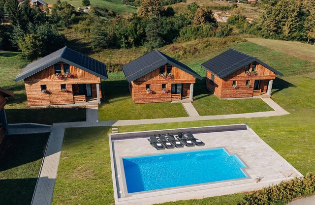 Lovely home in Slunj with WiFi