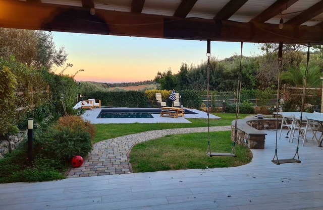 Lovely Portion of Villa in Ansedonia with swimming pool, 10' walk from Feniglia