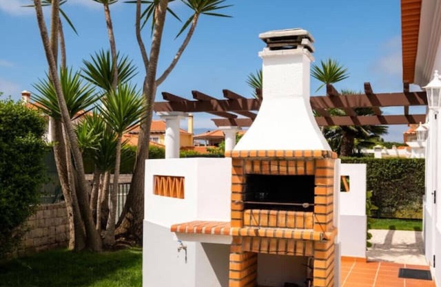 Lovely villa with private pool