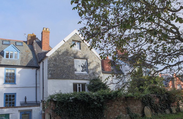 Lovingly restored, spacious and centrally located two floor apartment