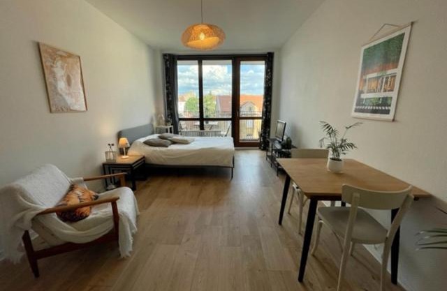 Lumineux Studio 30m2 / Balcon / Proche Gare et Ville