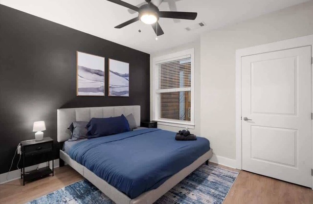 Luxe King 2BR in Waverly Charlotte!