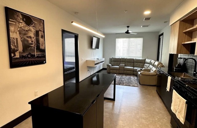 Luxurious 2 bedroom in NICE AREA
