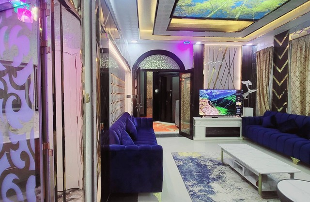 Luxurious 6 Bedrooms Villa with Private Swimming pool.