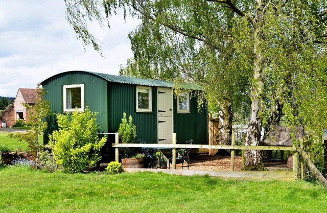 Luxurious camping cottage in Nordley, No Deposit