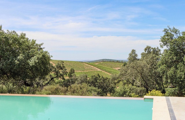 Luxurious Newly Rebuilt House With Infinity Pool and Stunning Views