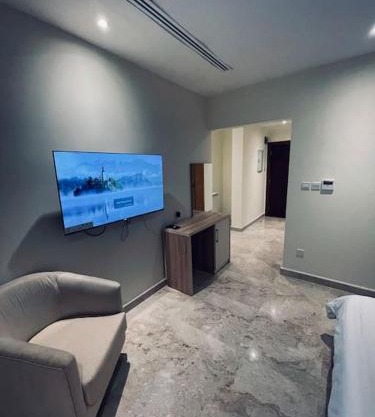 Luxurious, self-enter apartment