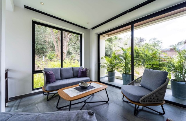 Luxury 4 Bedroom Villa With Stunning Views (PJL)