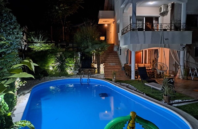 Luxury Apartment in Beautiful Villa Emily With Amazing Sea view