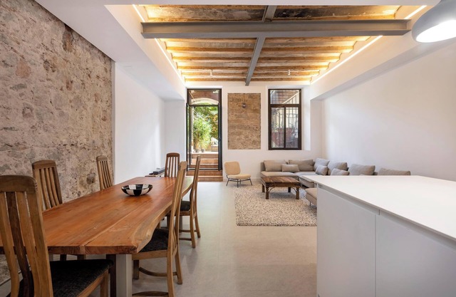 Luxury Apartment with Terrace in El Gotico, in front of El Port and Soho House