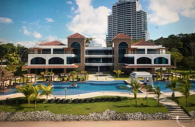 Luxury Beachfront Condo in Playa Bonita, Panama City's best accommodation option