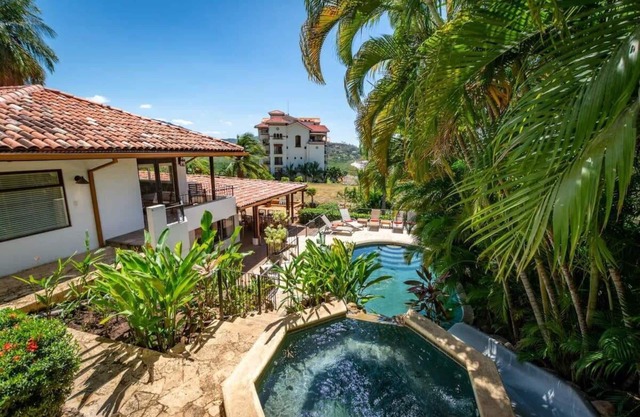 Luxury Five-Bedroom Oasis in Playa Flamingo with a Private Pool and Stylish Deco