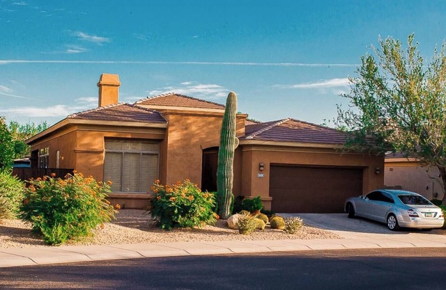 Luxury Gated Two full Masters Best Location, Luxury-Two full Master-Best Locatio