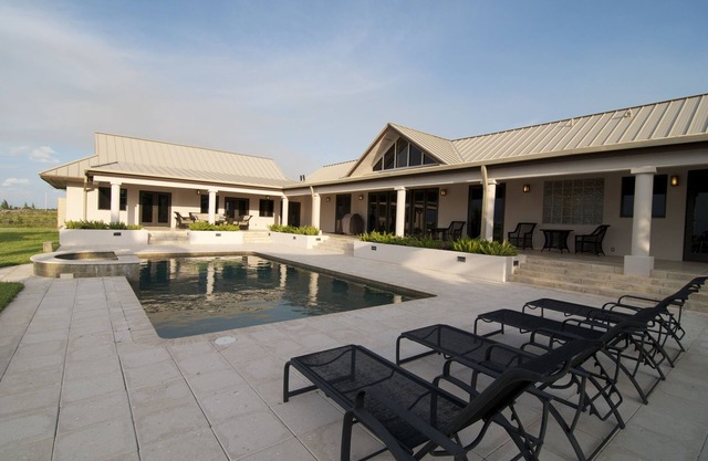 Luxury Island Retreat