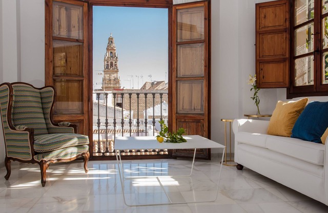 Luxury penthouse overlooking the Mosque