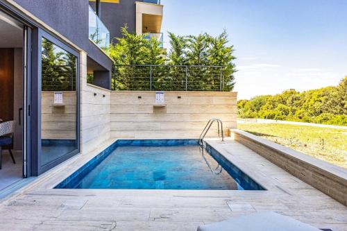 Luxury Pool Seaside Apartments Zadar