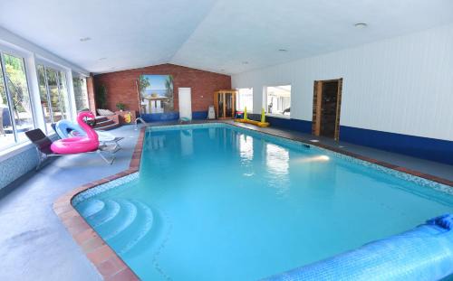 Luxury property - Swimming Pool, Games Room & Hot Tub