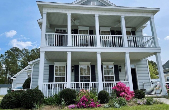 Luxury stay at 4 bedroom house