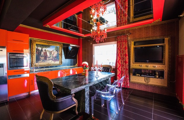 Luxury Suites