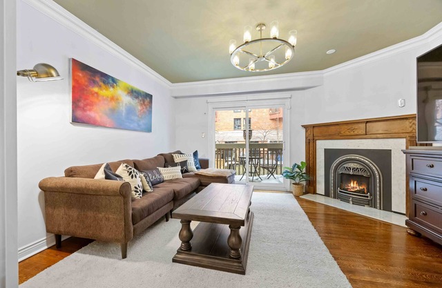 Luxury Townhouses with 6 Double Beds 5 Star Rate Supper Host