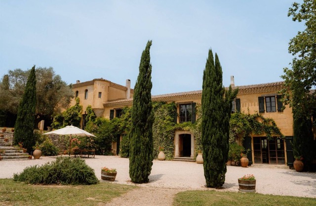 Luxury villa on 650 acres with pool