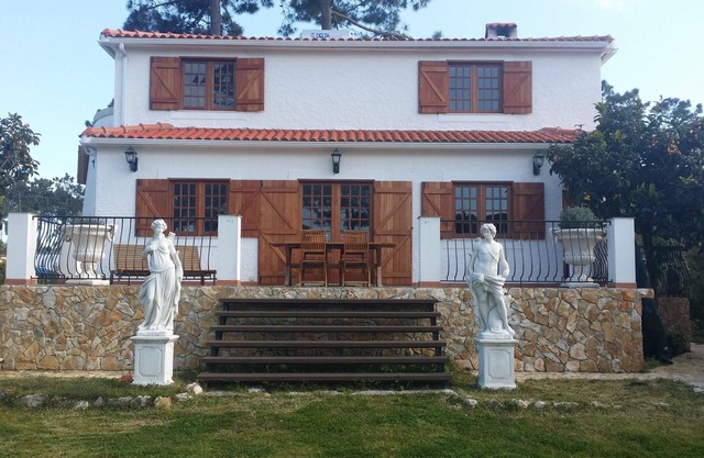 Luxury villa 5 minutes from the beach, close to the Lagoa nature reserve